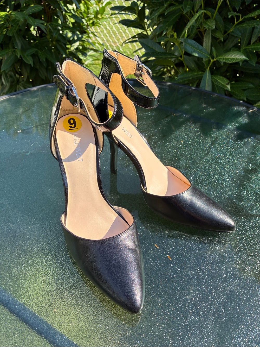 Nine West Black Pointed Toe, Ankle-Strap Heels, Back Zipper Closure, Like New, 9